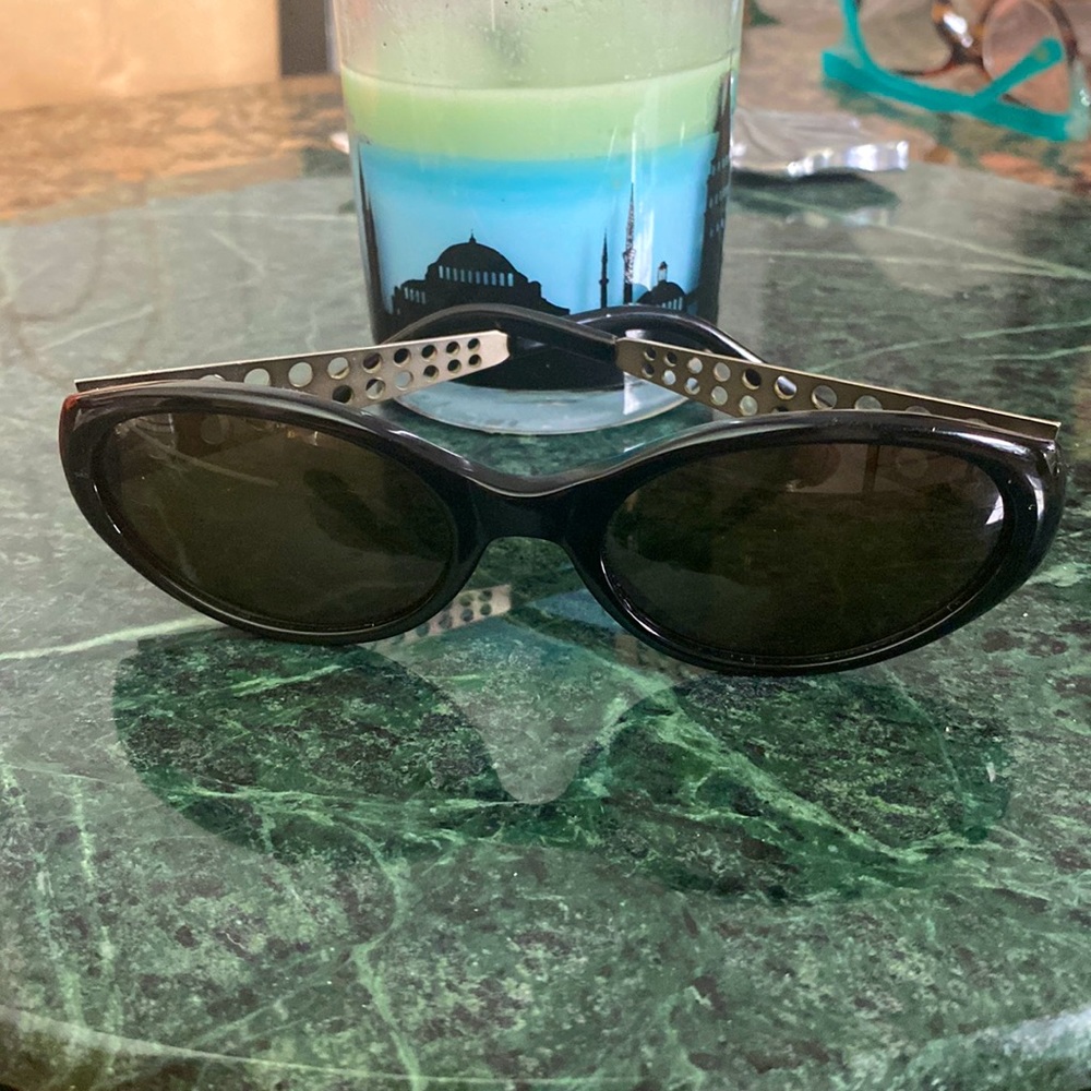 Oval shaped (Vintage) Fendisimme by Fendi